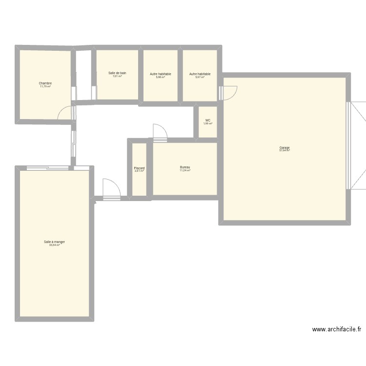 Plan. Plan de 9 pièces et 138 m2