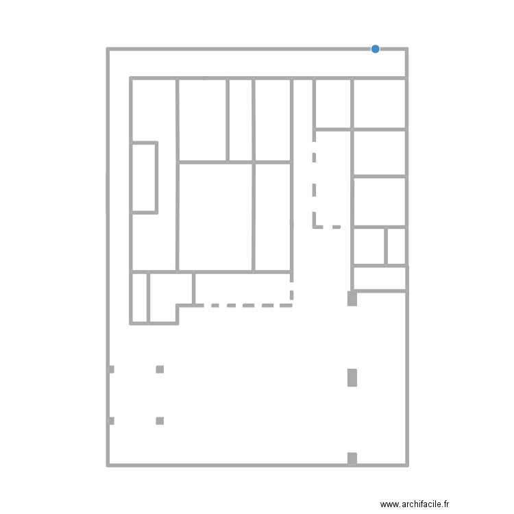 Rez de chaussée. Plan de 13 pièces et 14 m2