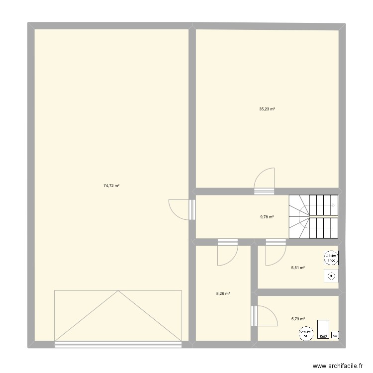 Sous sol. Plan de 6 pièces et 139 m2