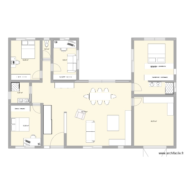 maison en U a finaliser. Plan de 8 pièces et 147 m2