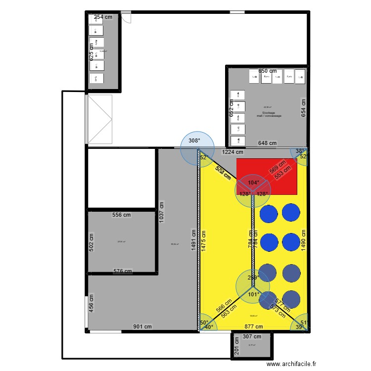 Brasserie 2.0. Plan de 7 pièces et 297 m2