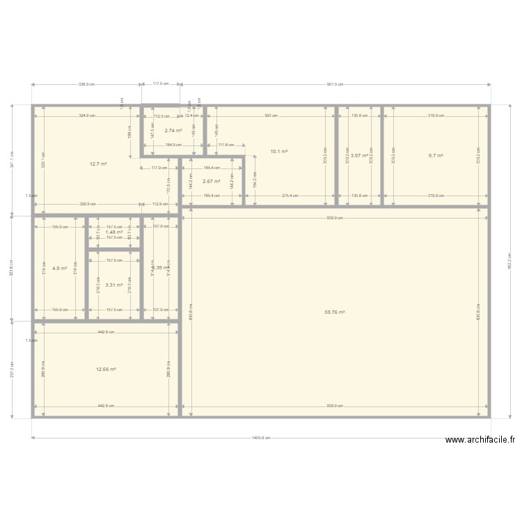 NORAIE FOLLE. Plan de 12 pièces et 127 m2