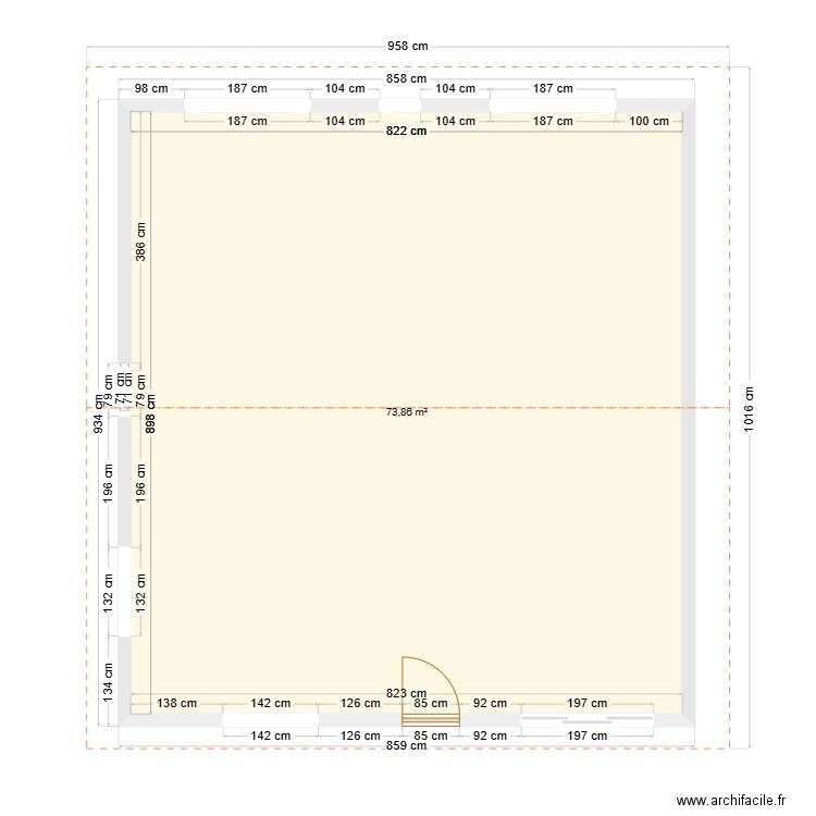 Isolation extérieure 1. Plan de 1 pièce et 74 m2