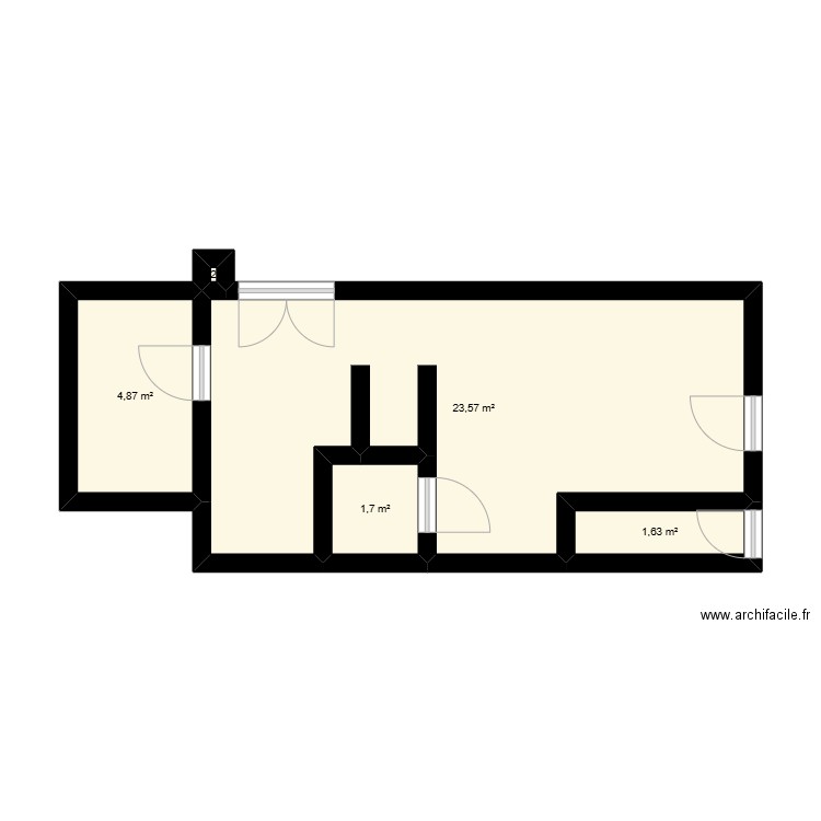 Primarket. Plan de 5 pièces et 32 m2