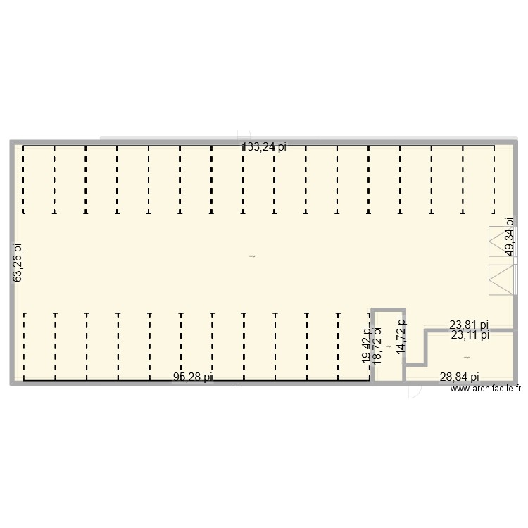 24 logements. Plan de 38 pièces et 2648 m2