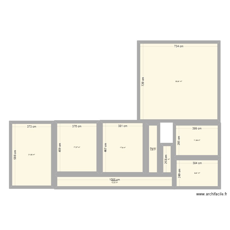 A-maison. Plan de 9 pièces et 147 m2