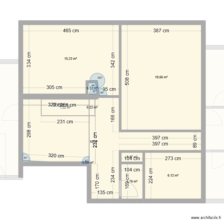 plan by a. Plan de 17 pièces et 108 m2