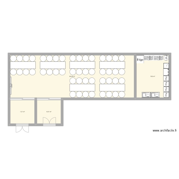 Scuola di Vittoria. Plan de 4 pièces et 95 m2