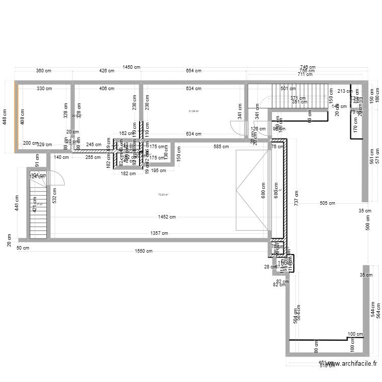 sous sol mazurier dernier avec entree parking. Plan de 8 pièces et 137 m2