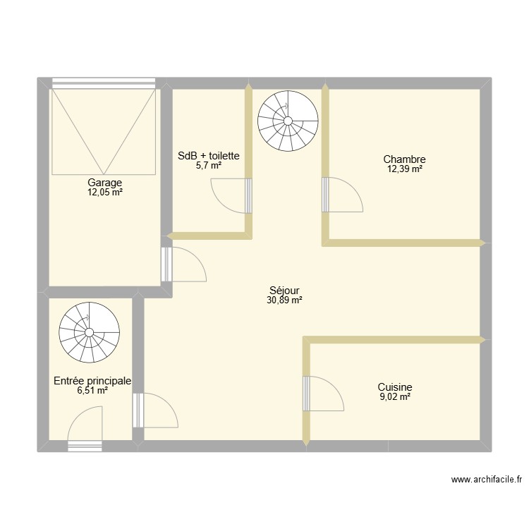 RDC. Plan de 6 pièces et 77 m2