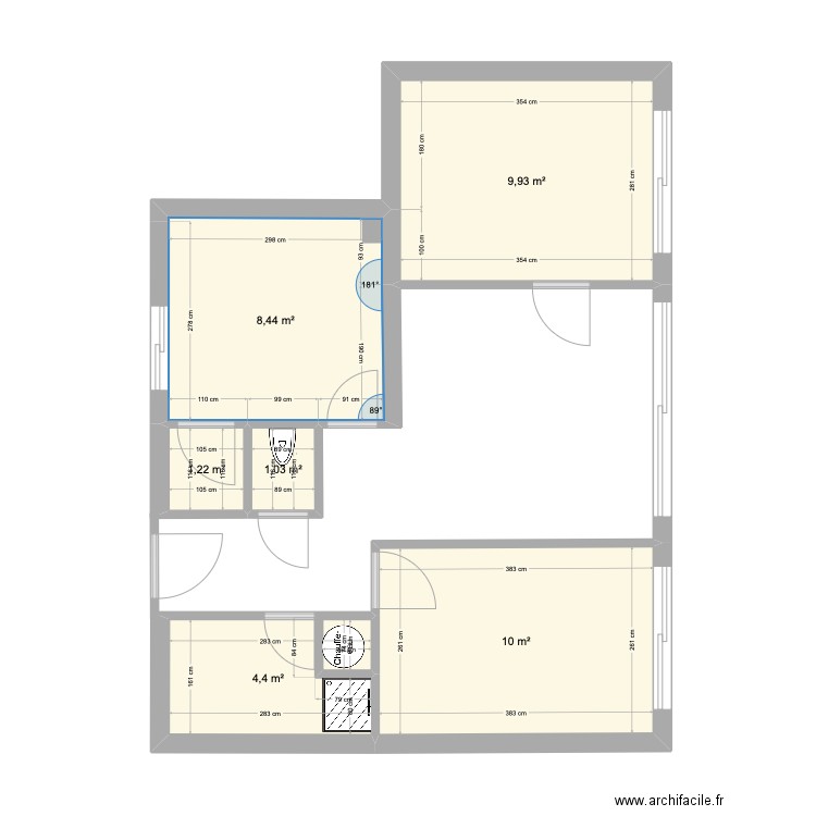 Appartement Frejus. Plan de 6 pièces et 35 m2