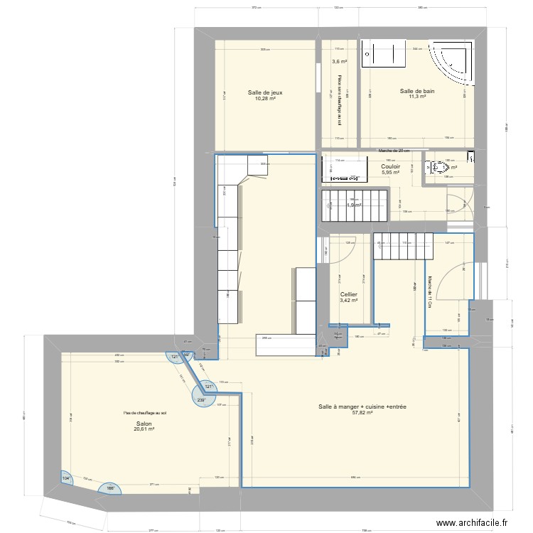 maison. Plan de 9 pièces et 116 m2