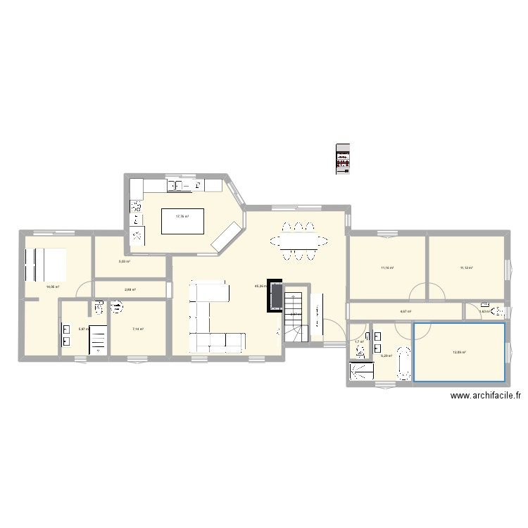 maison. Plan de 15 pièces et 150 m2