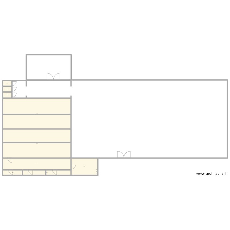 RKaka. Plan de 10 pièces et 836 m2