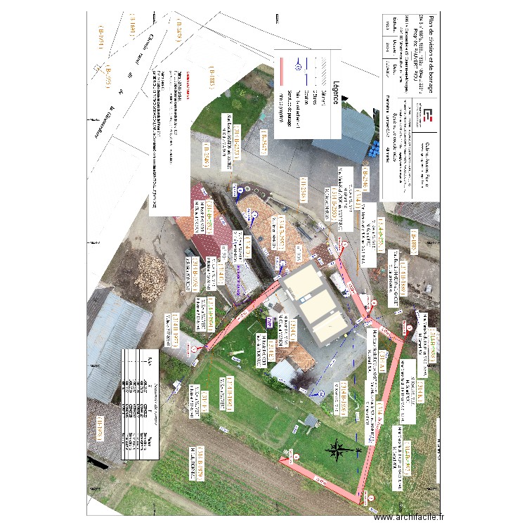 MAISON. Plan de 2 pièces et 90 m2