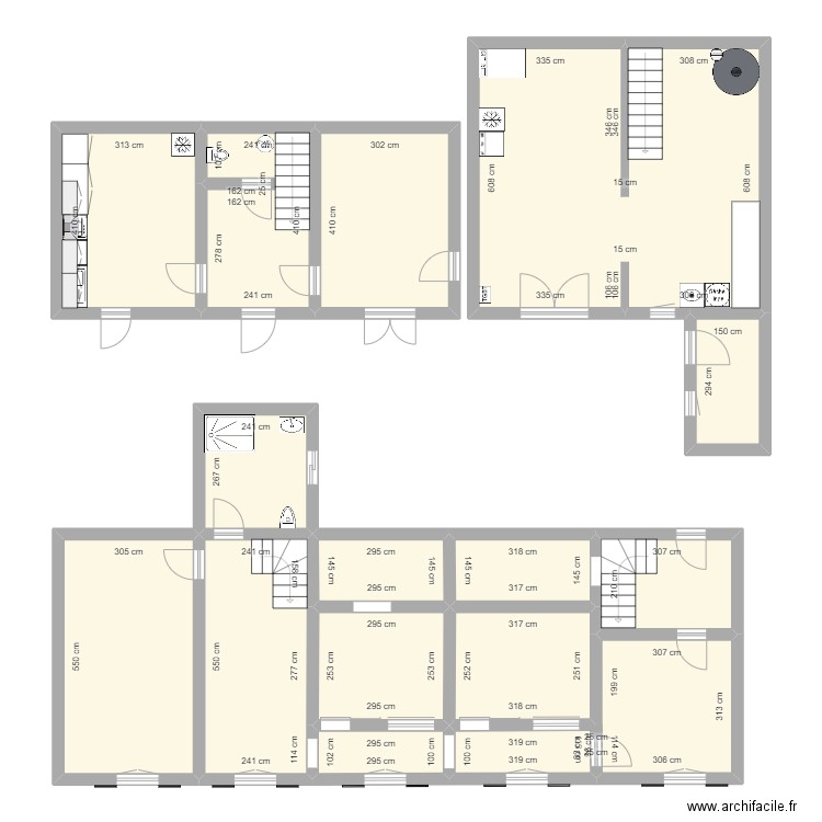 nadia et marc. Plan de 16 pièces et 161 m2