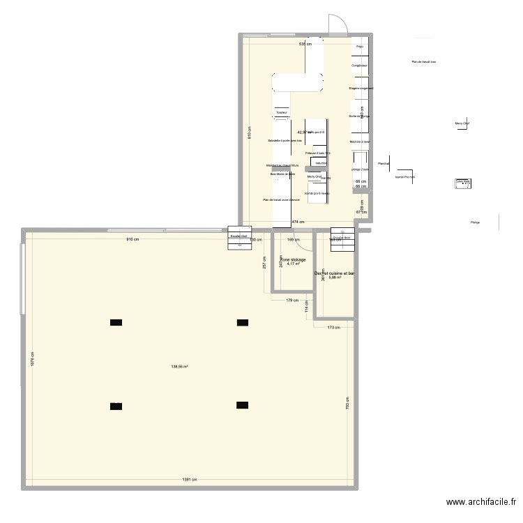 Plan basse Chico s et bar version 3 avec poteau. Plan de 4 pièces et 192 m2