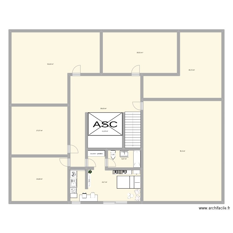 coco maison. Plan de 10 pièces et 331 m2