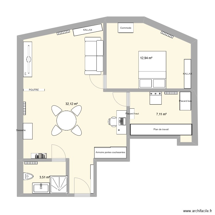 APPARTEMENT. Plan de 4 pièces et 56 m2