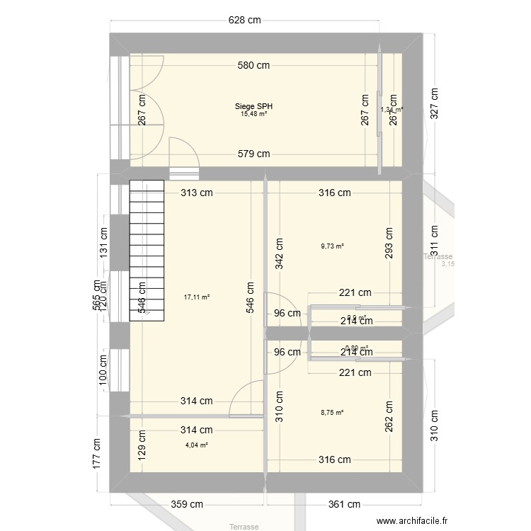 milioin doublage 20 nu. Plan de 21 pièces et 186 m2