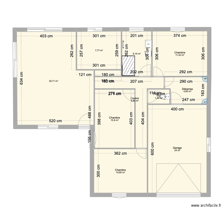 MAISON1. Plan de 10 pièces et 115 m2