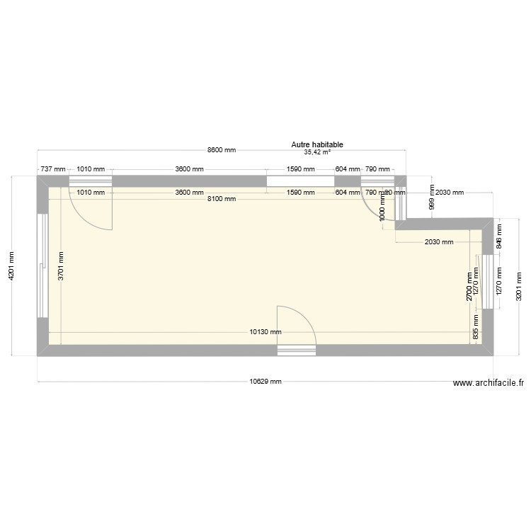 Sant Kare traoñ. Plan de 1 pièce et 35 m2