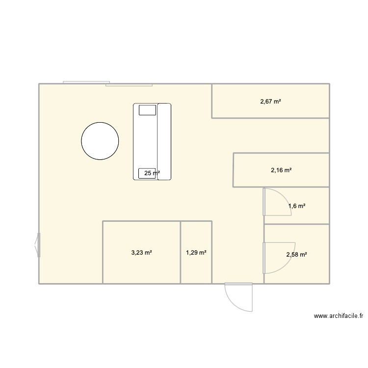 Sallanches. Plan de 7 pièces et 39 m2