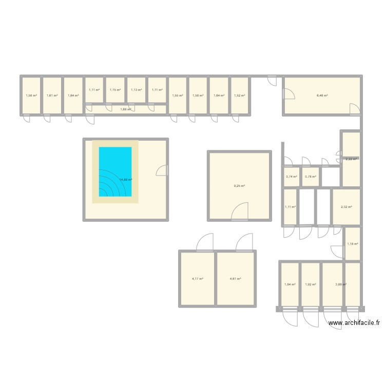 elevage. Plan de 26 pièces et 72 m2