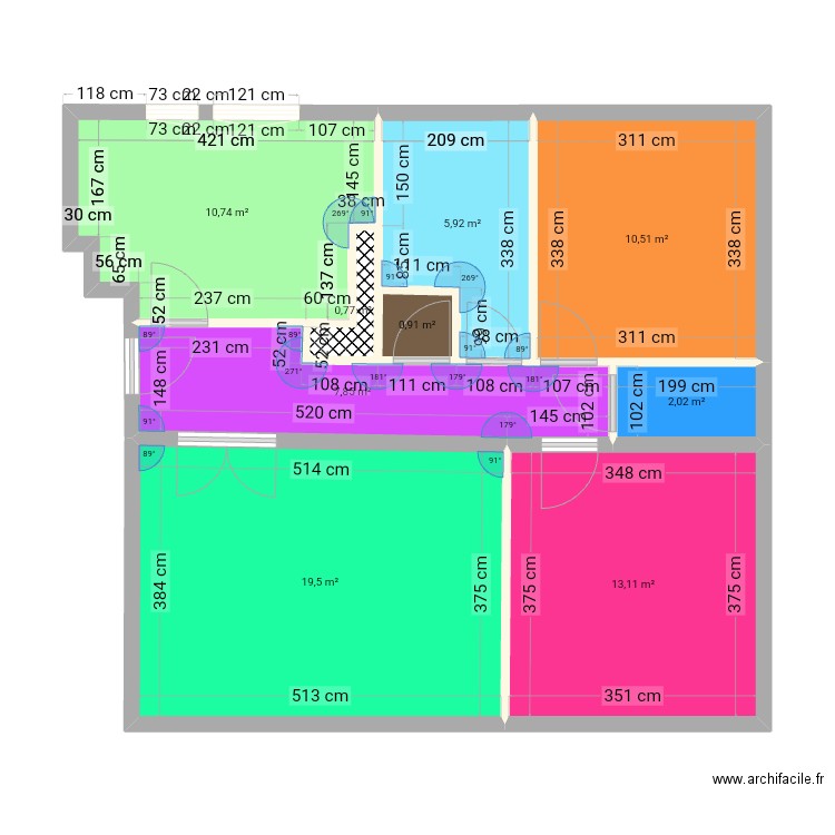 Appartement . Plan de 9 pièces et 71 m2