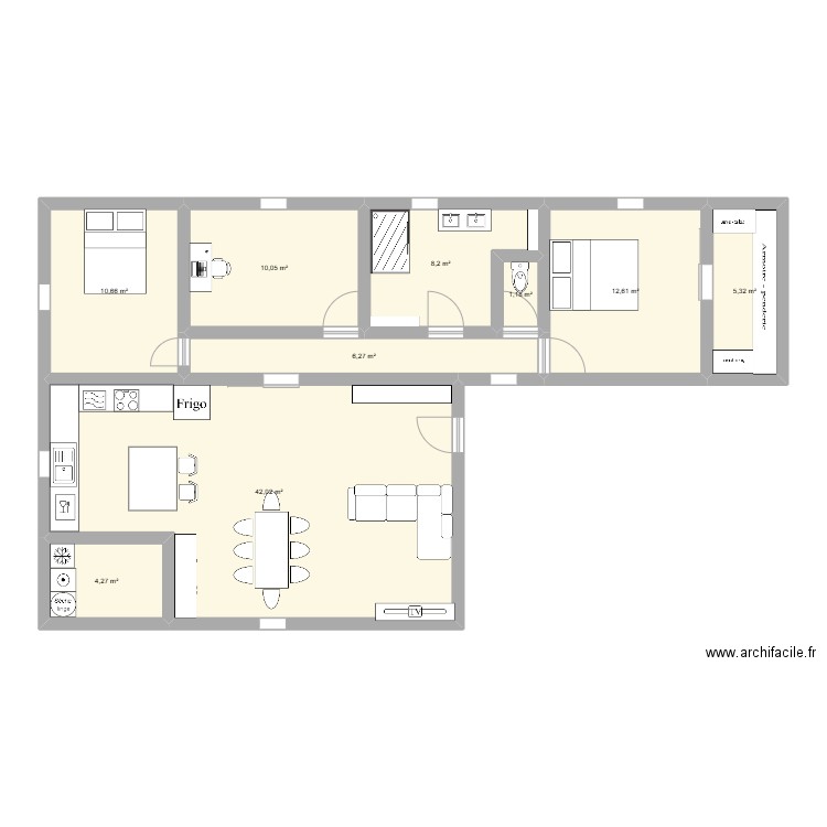 plan maison. Plan de 9 pièces et 101 m2