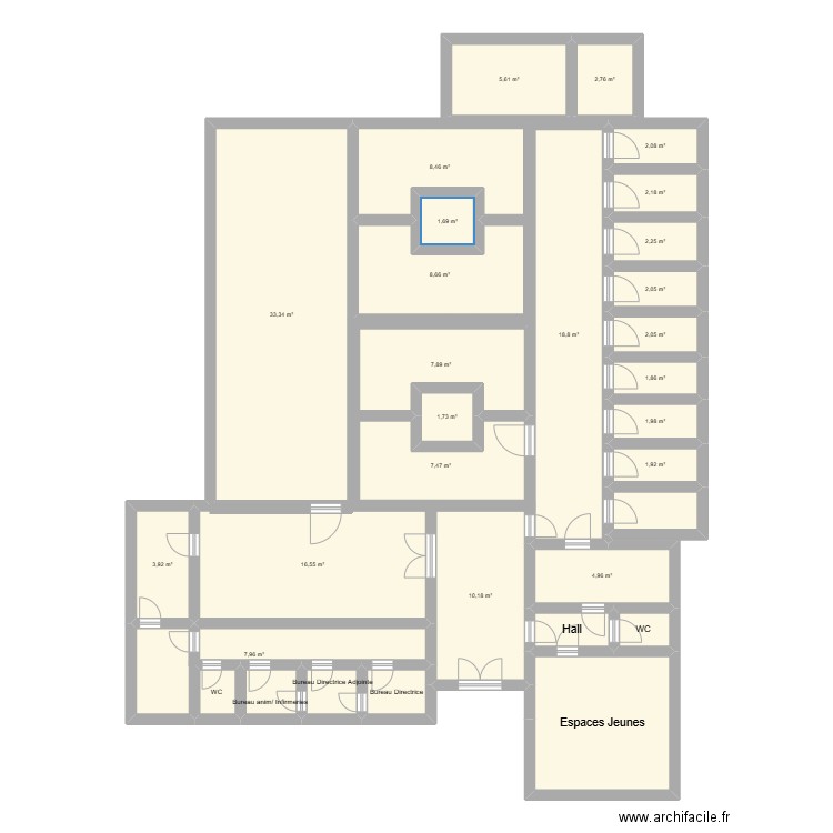 Centre de Loisir. Plan de 31 pièces et 180 m2