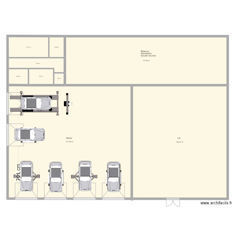 ARNAGE BON. Plan de 9 pièces et 620 m2