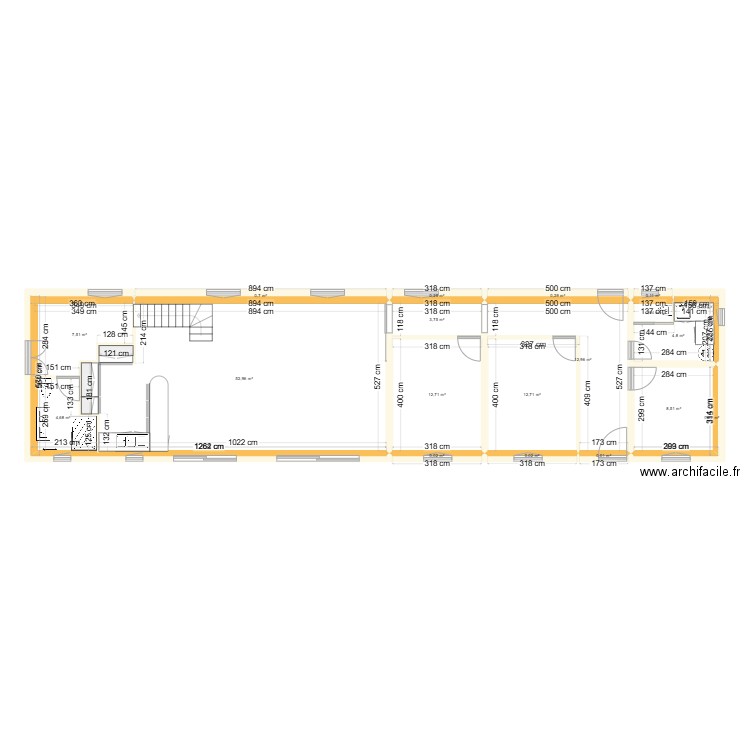 Longère. Plan de 19 pièces et 123 m2