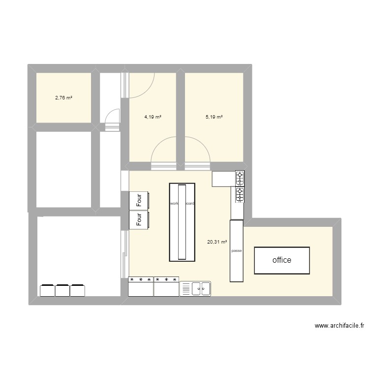 cuisine bistro. Plan de 4 pièces et 32 m2