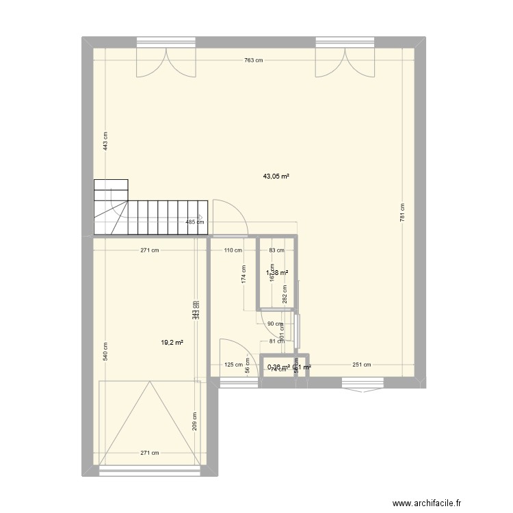 Maison RDC. Plan de 5 pièces et 64 m2