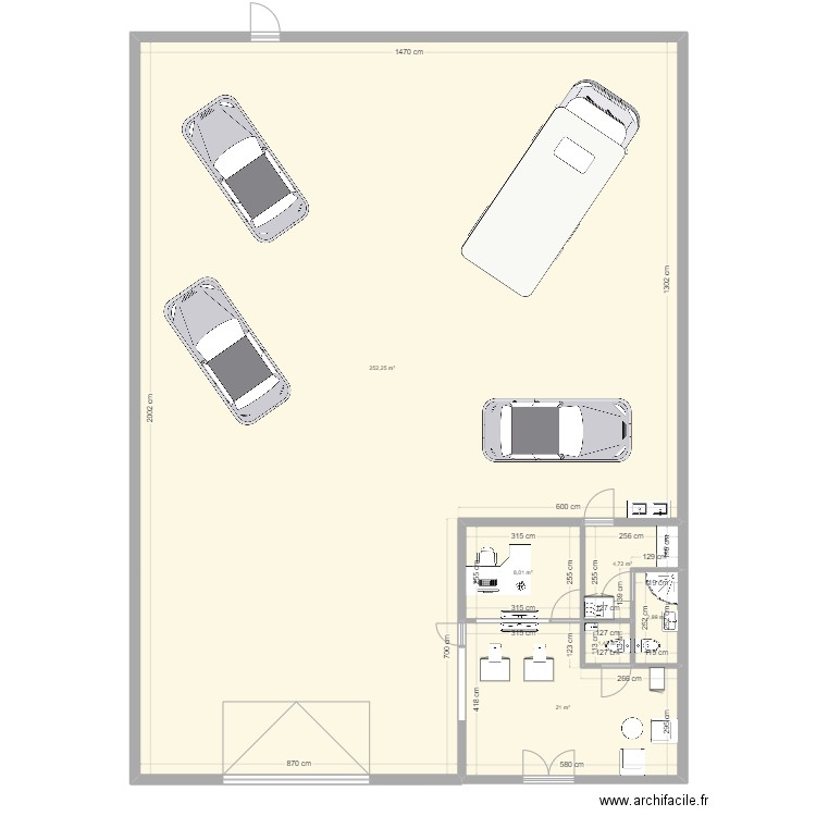 local1. Plan de 6 pièces et 290 m2