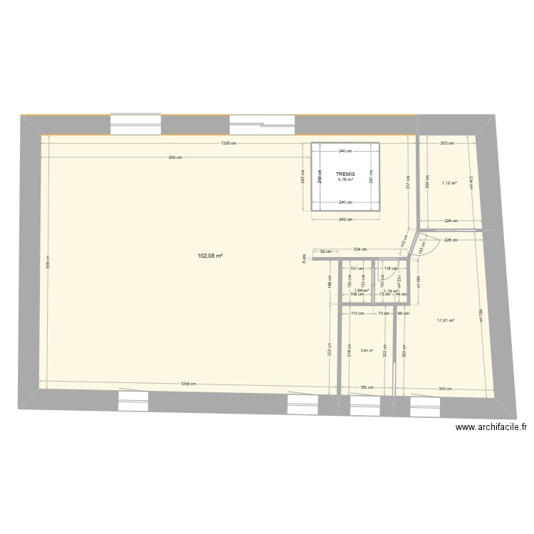 1ER ETAGE côtes. Plan de 7 pièces et 148 m2