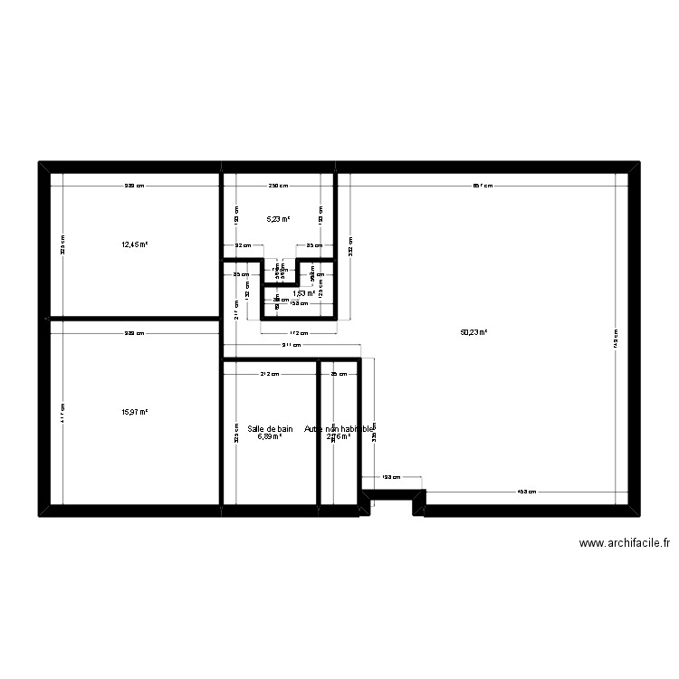 MOUSSA. Plan de 7 pièces et 95 m2