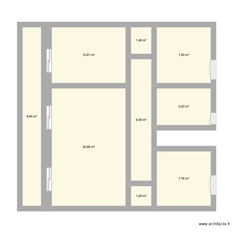 Roland Garros. Plan de 9 pièces et 72 m2