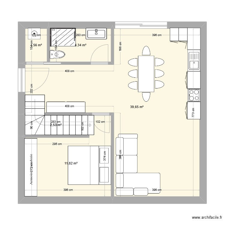 v301. Plan de 11 pièces et 125 m2