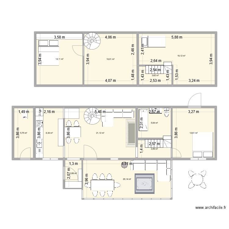 Maison. Plan de 12 pièces et 133 m2