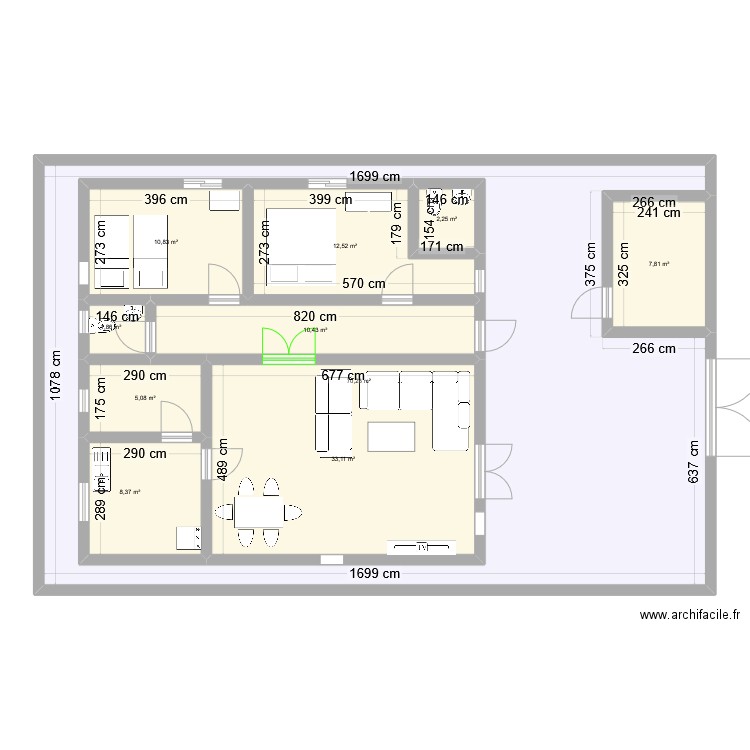 Pabré. Plan de 10 pièces et 266 m2