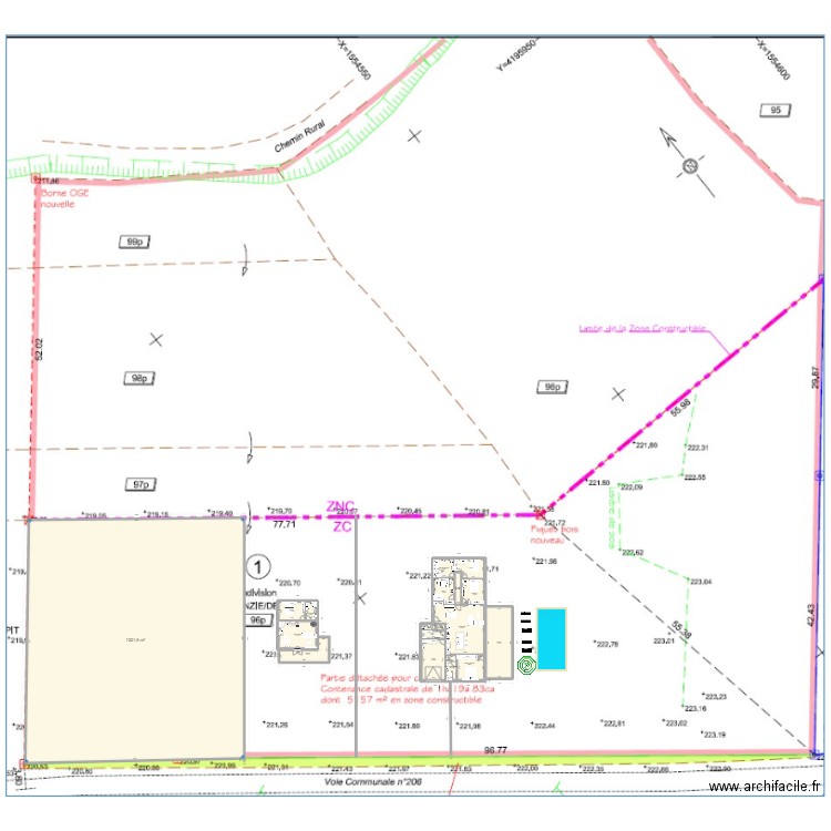 Plan V2 sur terrain. Plan de 19 pièces et 1491 m2