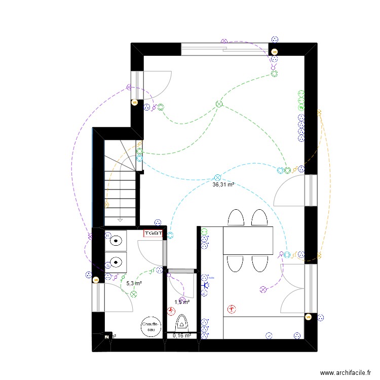 jerome totti. Plan de 5 pièces et 43 m2