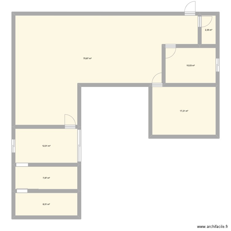 Maison. Plan de 7 pièces et 133 m2