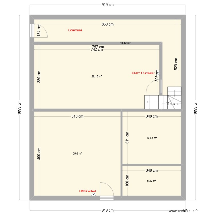 rdc. Plan de 5 pièces et 87 m2