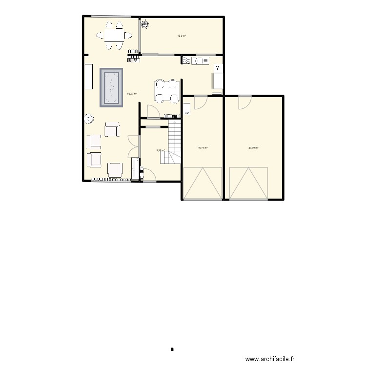 Maison RDC. Plan de 5 pièces et 116 m2