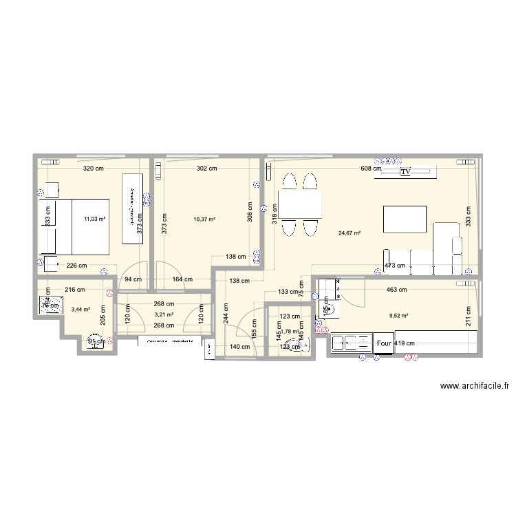 Nanterre. Plan de 7 pièces et 64 m2