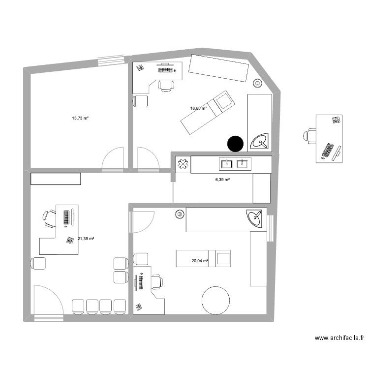 francais. Plan de 5 pièces et 80 m2