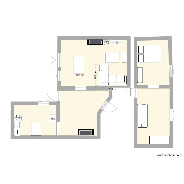 Beine. Plan de 5 pièces et 61 m2